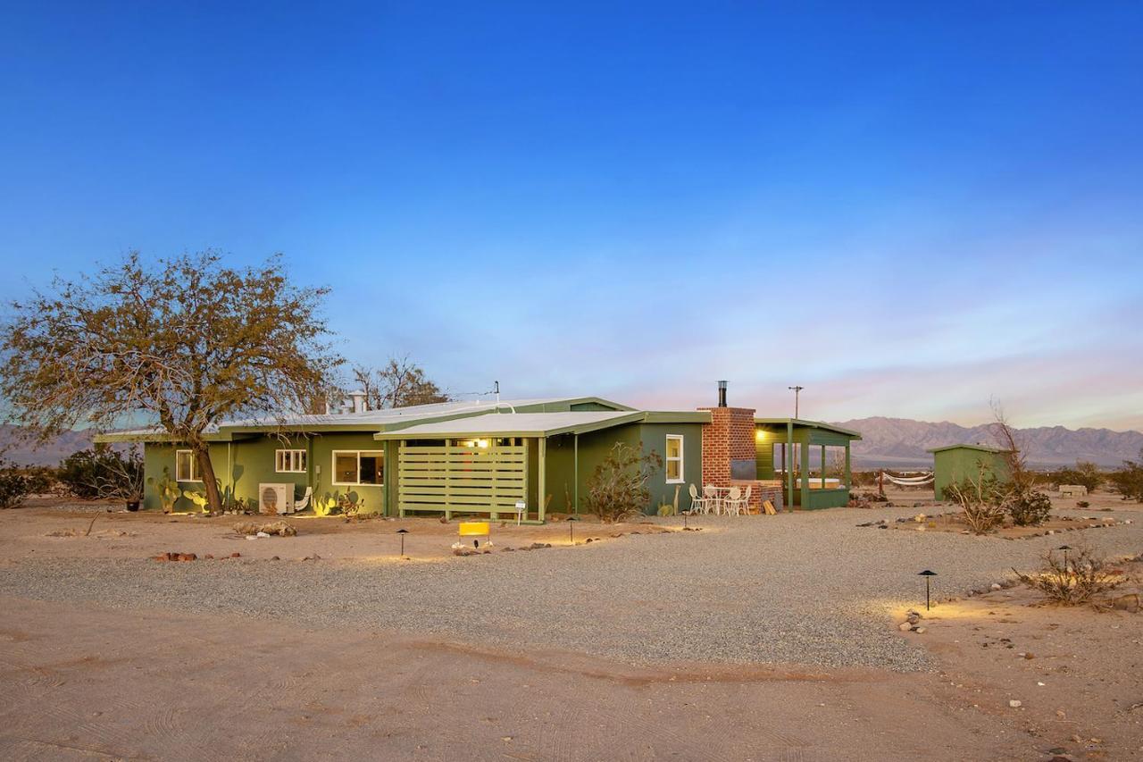 טוונטיניין פאלמס Wonder Valley Green House - Near Joshua Tree National Park מראה חיצוני תמונה